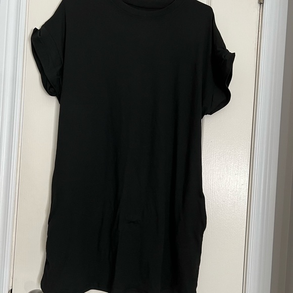 New black dress with pockets - Picture 6 of 6